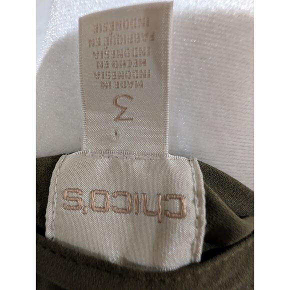 Chico's Size 3 XL Tunic Asymmetrical Hem Roll tab Sleeve 1/4 Button Shirt Modern - Picture 8 of 16